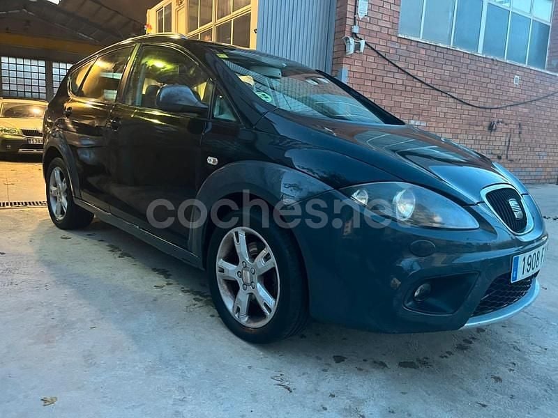Negro Usado 2008 Seat Altea Monovolumen | 4990 € (Buen precio) - Imagen 1/4