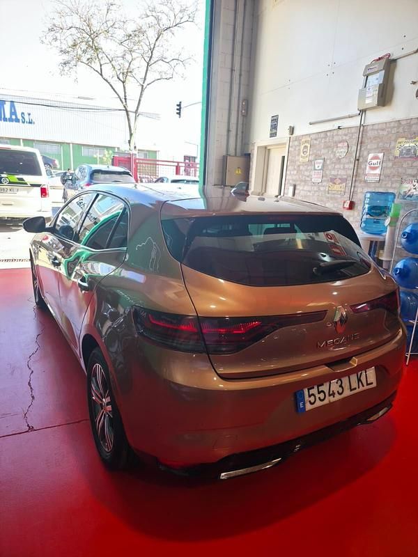 Usado Renault Mégane Cabriolet 116 CV (85 kW) 2020 Dorado Descapotable