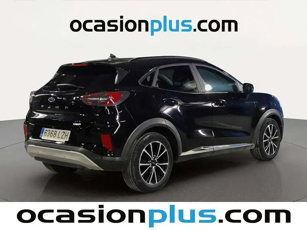 Usado Ford Puma Titanium 125 CV (91 kW) 2022 Negro SUV