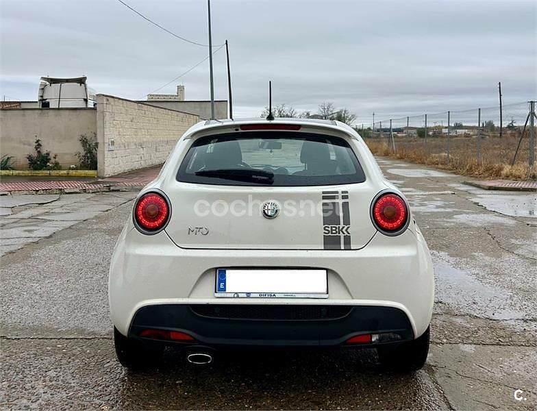 Usado Alfa Romeo MiTo 85 CV (62 kW) 2014 Blanco Utilitario