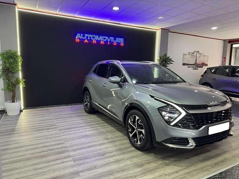 Gris Usado 2022 Kia Sportage SUV | 22.900 € (Precio justo) - Imagen 1/4