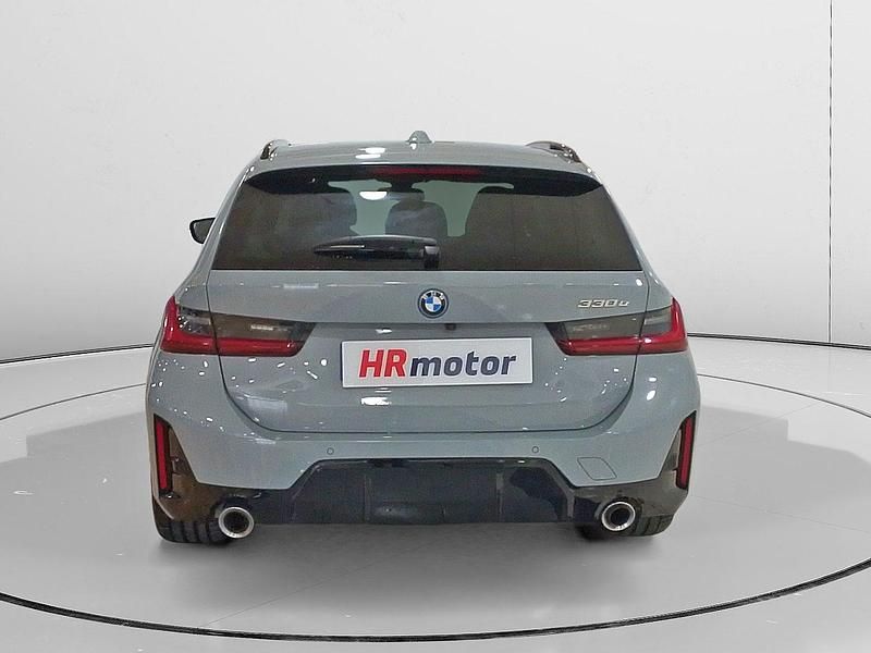 Usado BMW 330e M Sport 295 CV (216 kW) 2022 Gris Familiar
