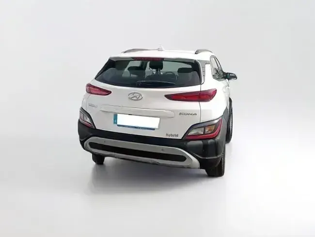 Usado Hyundai Kona 141 HP (103 kW) 2021 Branco SUV