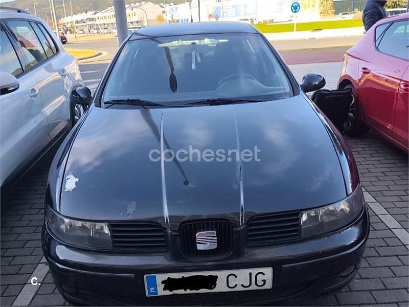 Negro Usado 2003 Seat Leon Stella Berlina | 2500 € (Precio justo) - Imagen 1/4
