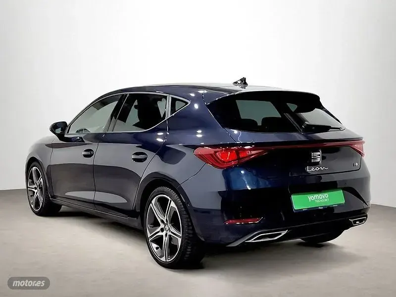 Usado Seat Leon FR 150 CV (110 kW) 2021 Gris Berlina