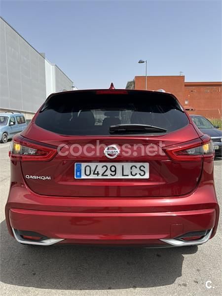 Usado Nissan Qashqai Tekna 150 CV (110 kW) 2019 Rojo SUV