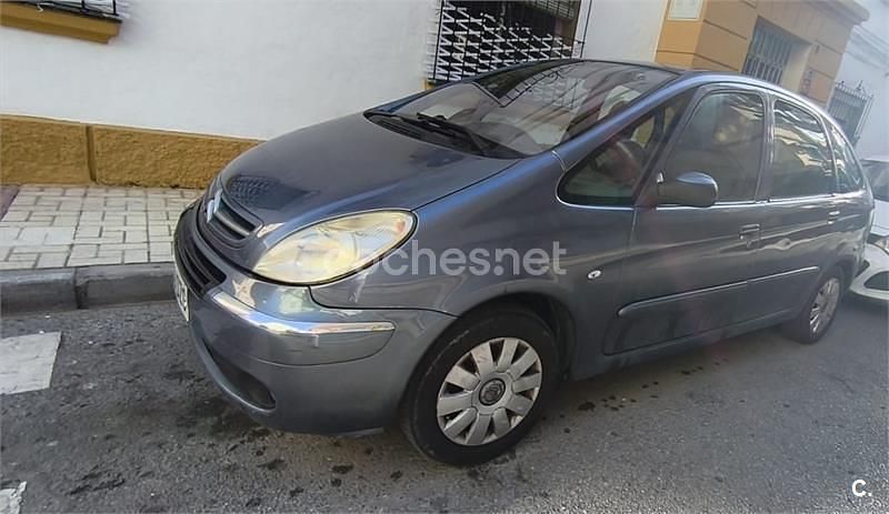 Usado Citroën Xsara Picasso Exclusive 92 CV (67 kW) 2006 Azul Monovolumen