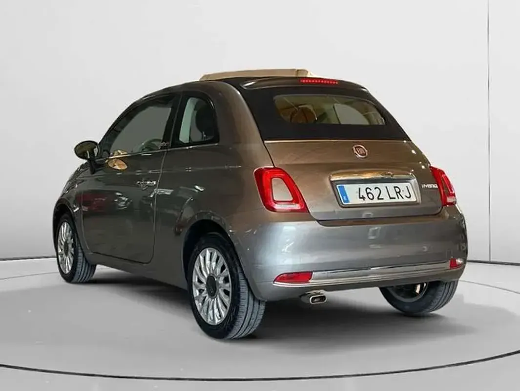 Usado Fiat 500C Dolcevita 71 CV (52 kW) 2021 Gris Descapotable