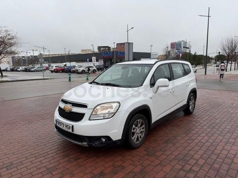 Usado Chevrolet Orlando LTZ 163 CV (119 kW) 2012 Blanco Monovolumen