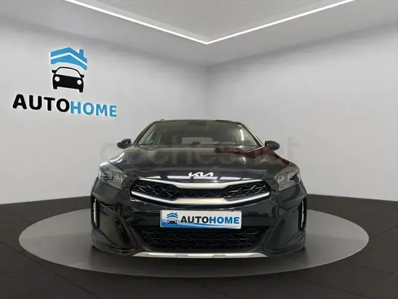 Usado Kia XCeed 120 CV (88 kW) 2023 Negro SUV