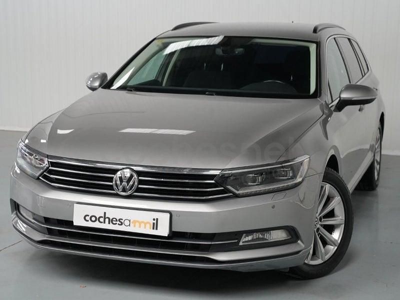 Usado VW Passat Advance 150 CV (110 kW) 2018 Gris / plata Familiar