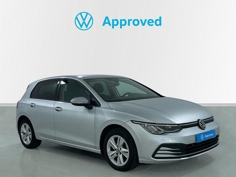 Usado VW Golf VIII Life 110 CV (80 kW) 2021 Gris