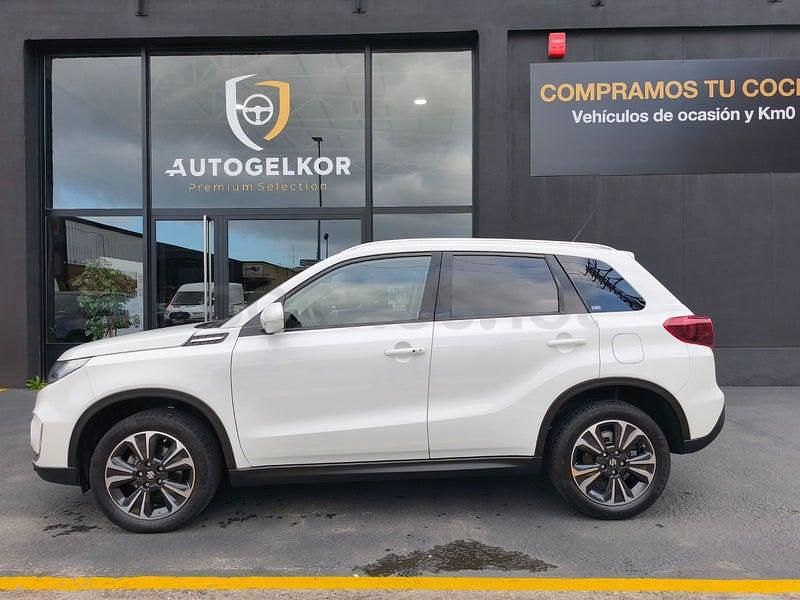 Usado Suzuki Vitara GLX 129 CV (94 kW) 2022 Blanco SUV