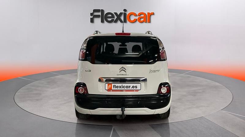Usado Citroën C3 Picasso Feel 110 CV (80 kW) 2017 Blanco Monovolumen