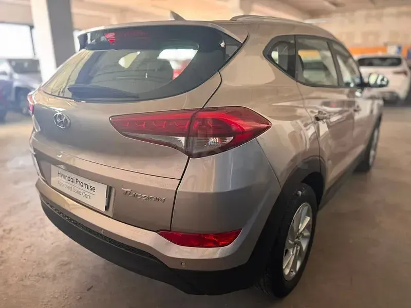 Usado Hyundai Tucson 115 CV (84 kW) 2016 Beige SUV