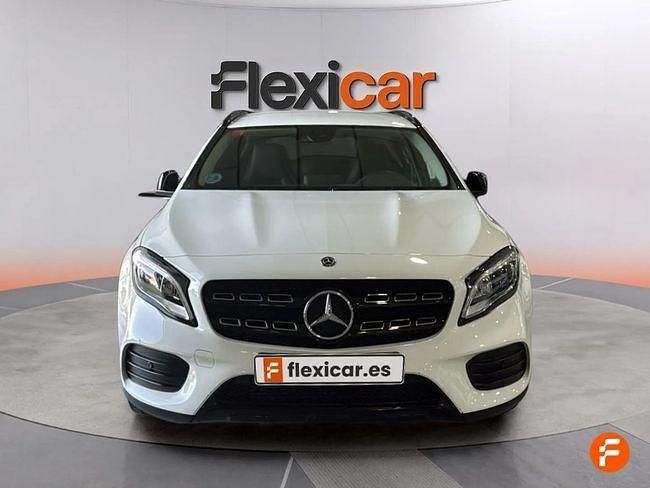 Usado Mercedes GLA200 156 CV (114 kW) 2019 Blanco SUV