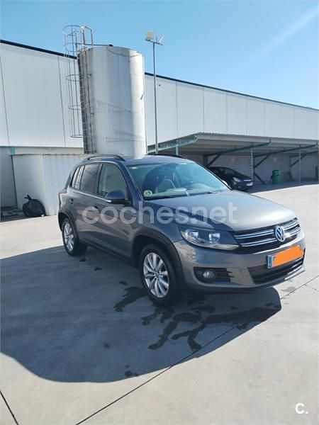 Usado VW Tiguan 110 CV (80 kW) 2013 Gris / plata SUV