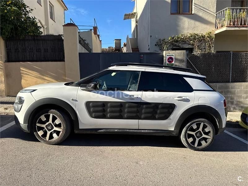 Blanco Usado 2016 Citroën C4 Feel Berlina | 7500 € (Precio justo) - Imagen 1/4