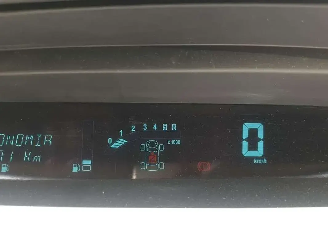 Usado Renault Scénic II Dynamique 106 CV (77 kW) 2007 Negro Monovolumen
