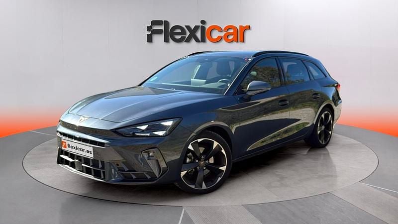 Usado Cupra Leon 150 CV (110 kW) 2025 Gris Familiar