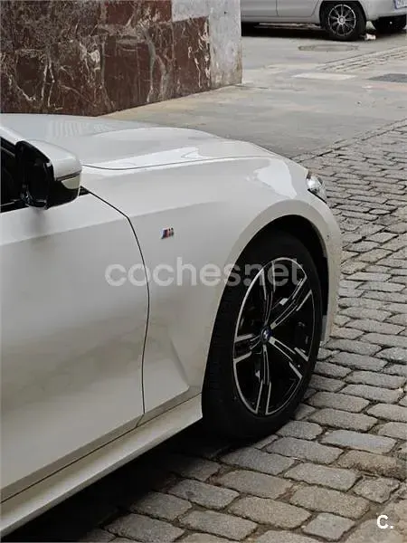 Usado BMW 330e Comfort Edition 292 CV (214 kW) 2023 Blanco Familiar