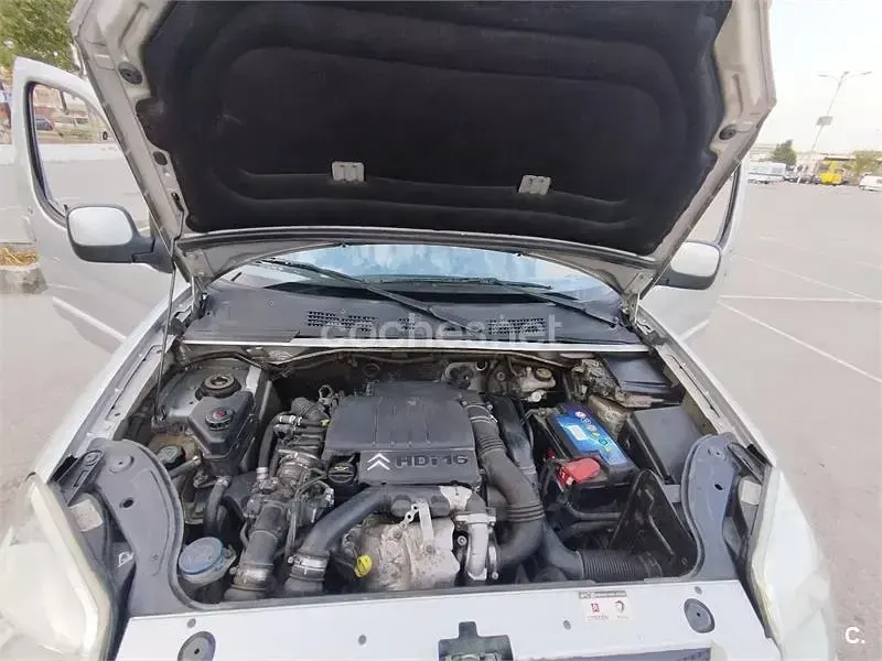 Usado Citroën Berlingo 90 CV (66 kW) 2007 Gris / plata Monovolumen