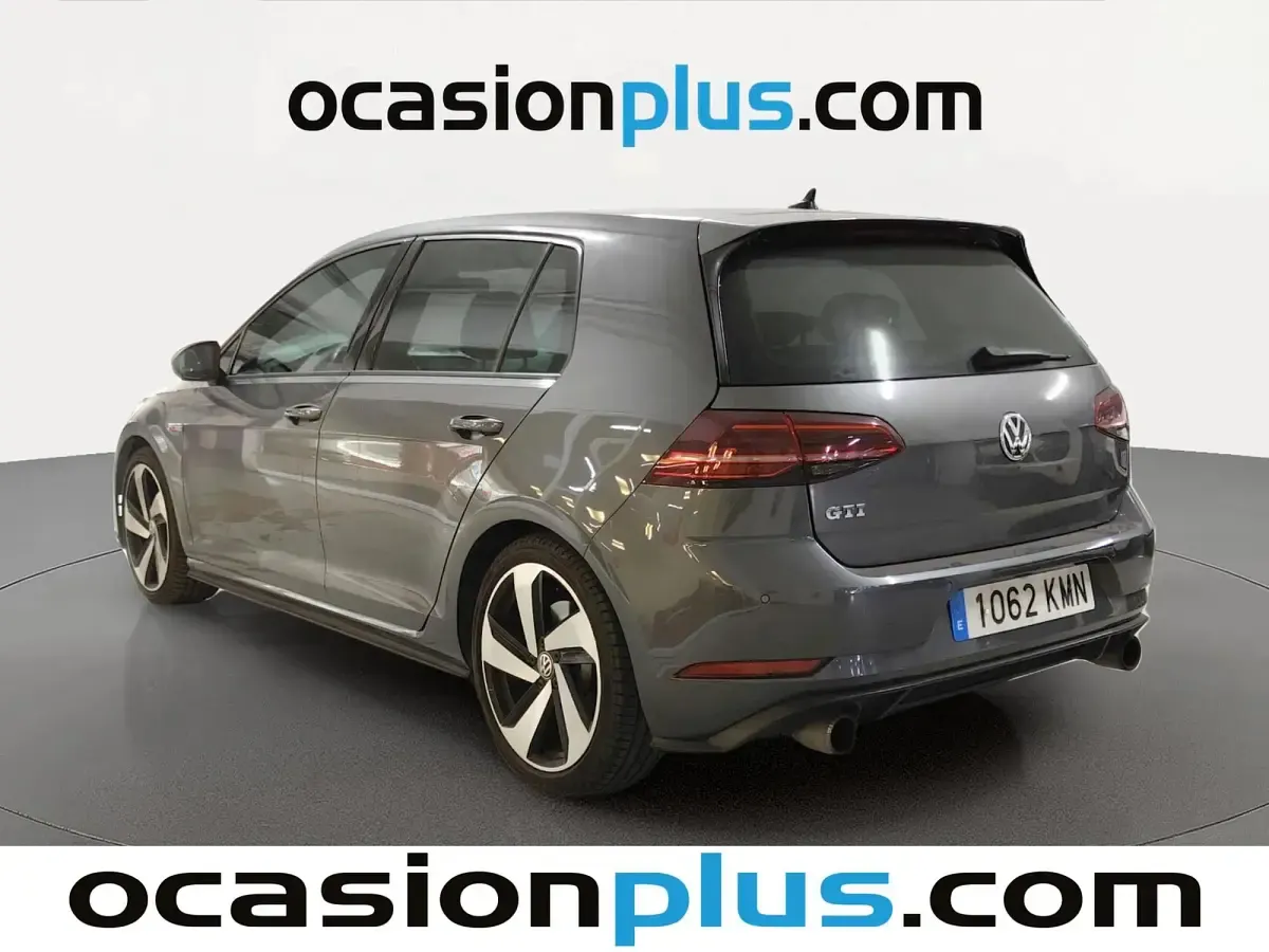 Usado VW Golf VII GTI 230 CV (169 kW) 2018 Gris Utilitario