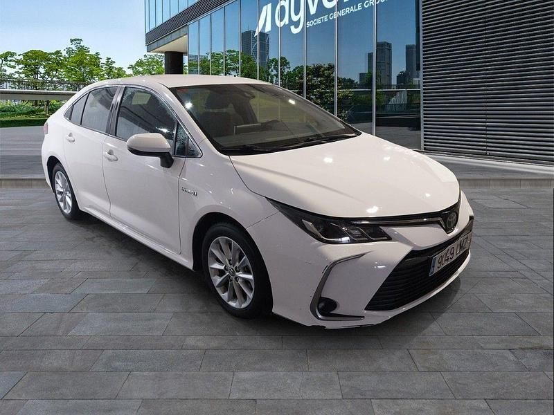 Usado Toyota Corolla Business Edition 122 CV (89 kW) 2021 Blanco Berlina