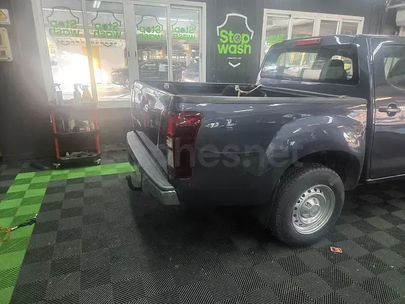 Usado Isuzu D-Max 164 CV (120 kW) 2018 Azul Pickup/Camioneta
