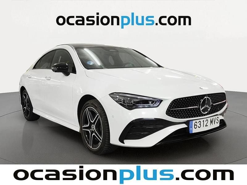 Usado Mercedes CLA250 AMG 218 CV (160 kW) 2024 Blanco Berlina