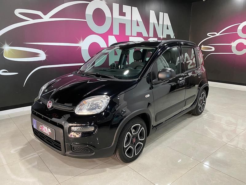 Usado Fiat Panda 70 CV (51 kW) 2022 Negro Utilitario