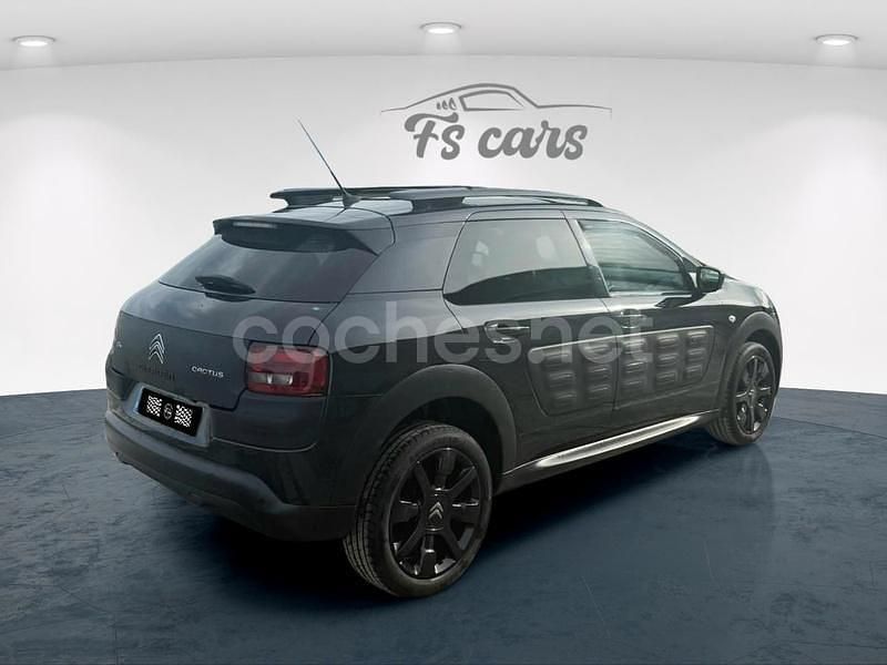 Usado Citroën C4 Cactus Shine Edition 92 CV (67 kW) 2015 Negro Utilitario