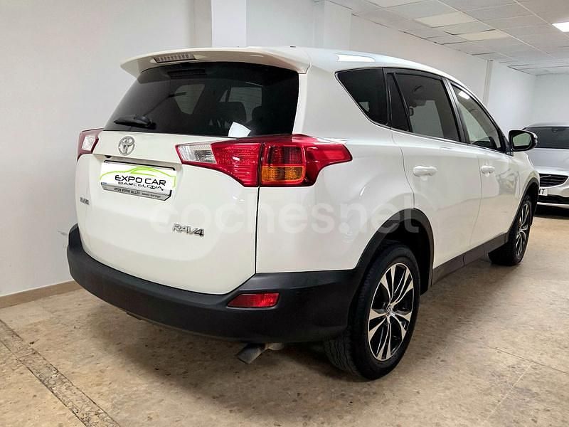 Usado Toyota RAV4 Advance 124 CV (91 kW) 2014 Blanco SUV