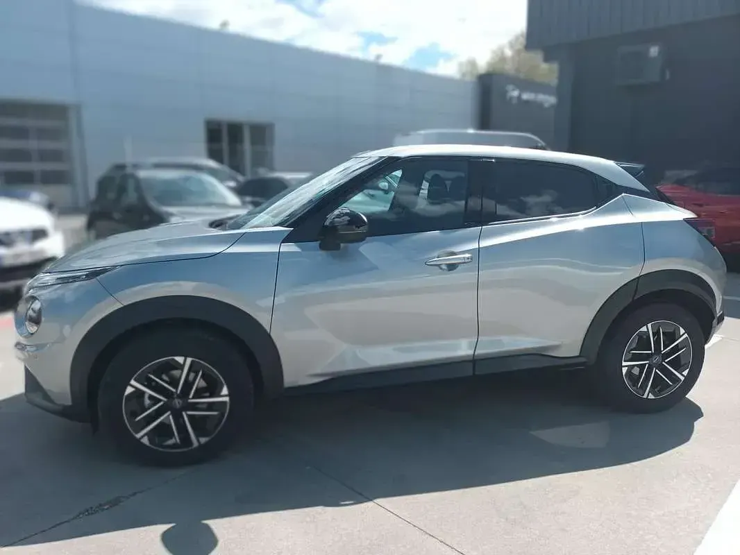 Usado Nissan Juke N-Connecta 114 CV (83 kW) 2025 Gris SUV