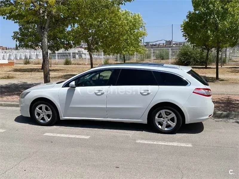 Usado Peugeot 508 SW Allure 163 CV (119 kW) 2011 Blanco Familiar