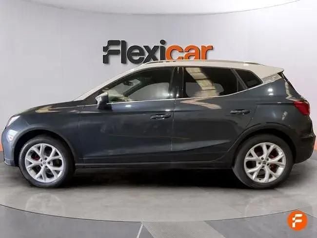 Usado Seat Arona FR 150 HP (110 kW) 2023 Azul SUV