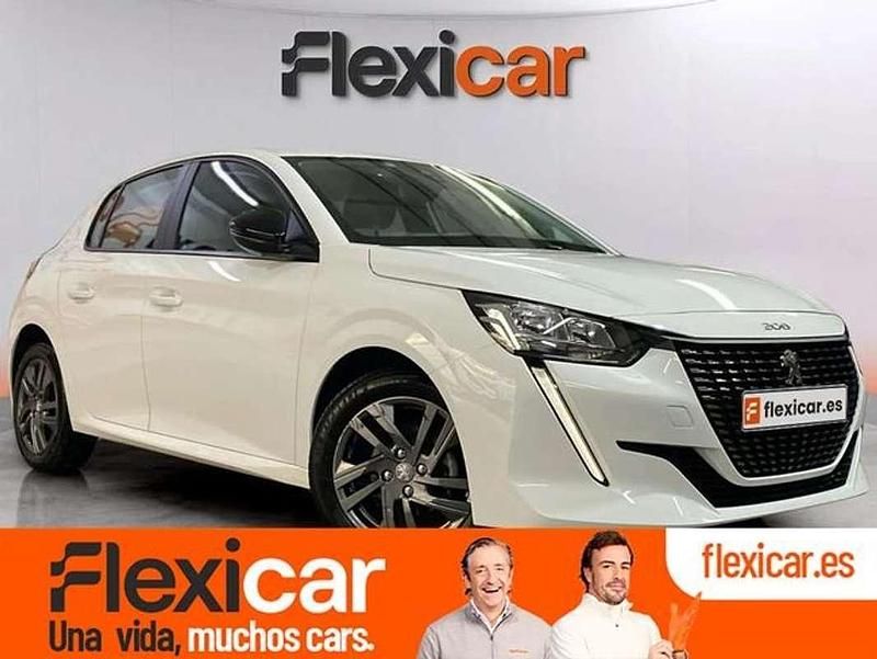 Blanco Usado 2022 Peugeot 208 Active Utilitario | 11.690 € (Buen precio) - Imagen 1/4