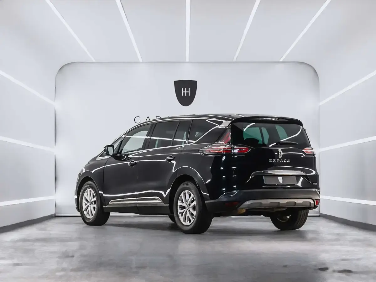 Begagnad Renault Espace Life 131 HK (96 kW) 2016 Svart Minibuss