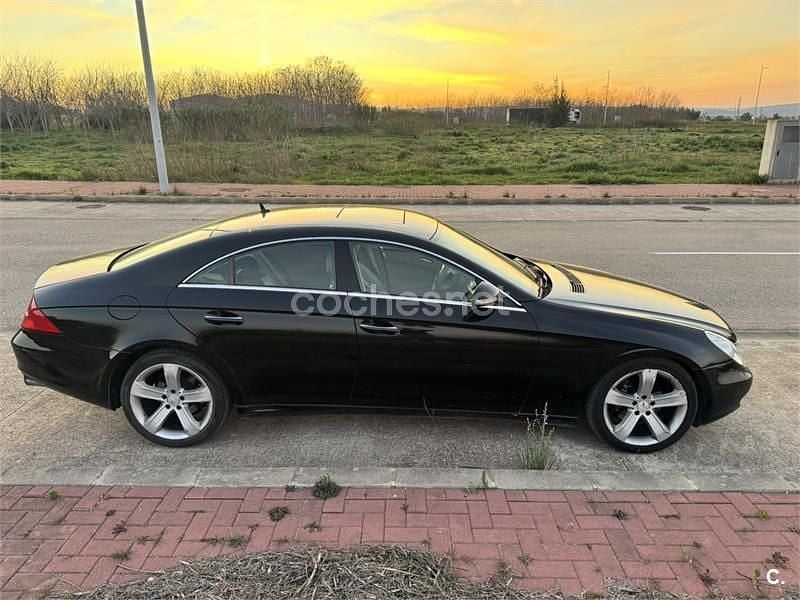 Usado Mercedes CLS320 224 CV (164 kW) 2007 Negro Berlina