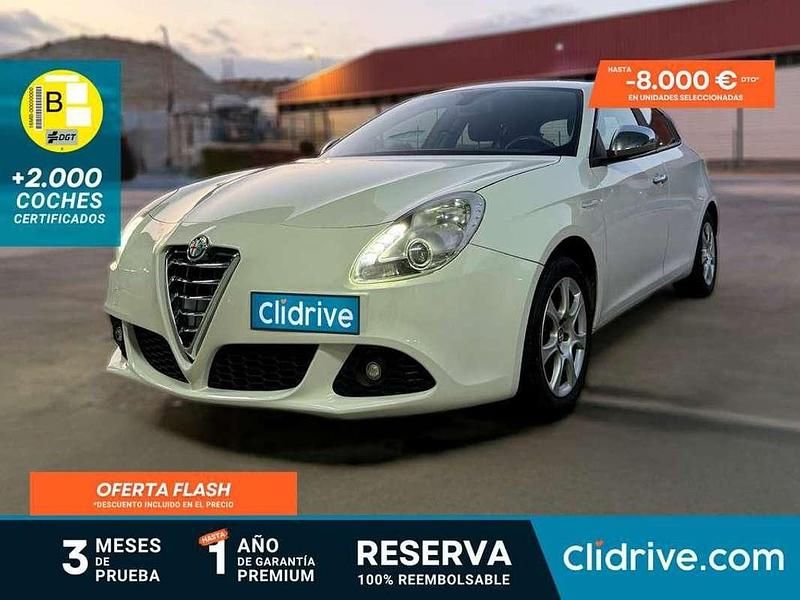Blanco Usado 2010 Alfa Romeo Giulietta Distinctive Utilitario | 7190 € (Precio justo) - Imagen 1/3
