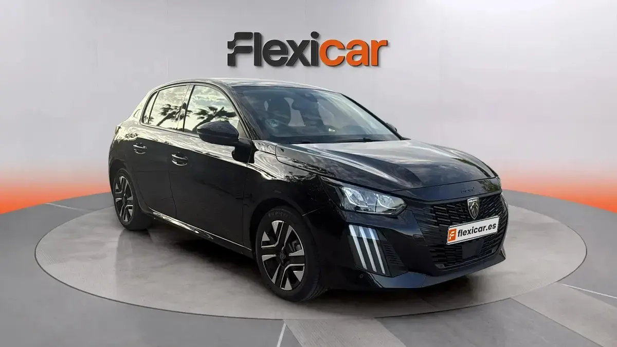 Usado Peugeot 208 Allure 101 CV (74 kW) 2025 Utilitario