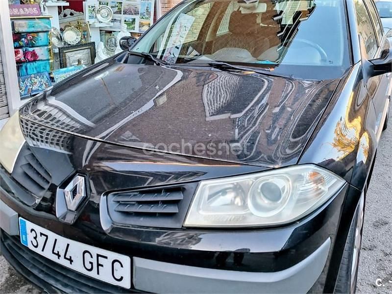 Negro Usado 2008 Renault Mégane III Dynamique Berlina | 4600 € (Buen precio) - Imagen 1/4