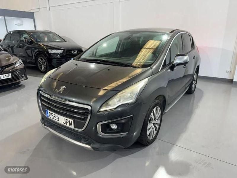 Usado Peugeot 3008 Style 120 CV (88 kW) 2016 Gris Berlina
