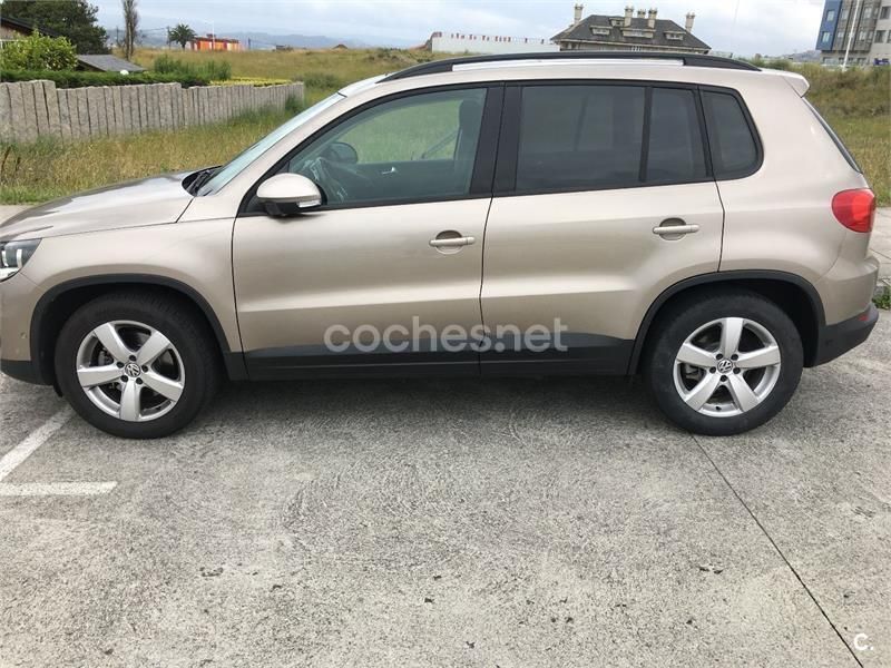 Beige Usado 2015 VW Tiguan SUV | 14.000 € (Precio justo) - Imagen 1/4