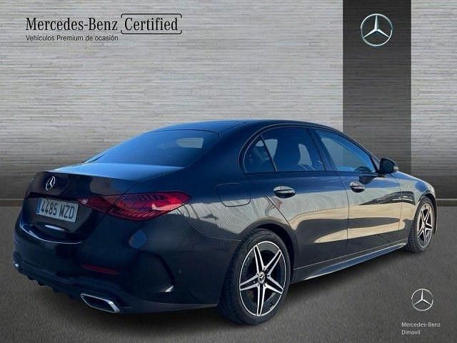 Usado Mercedes C200 AMG line 163 CV (119 kW) 2024 Gris grafito