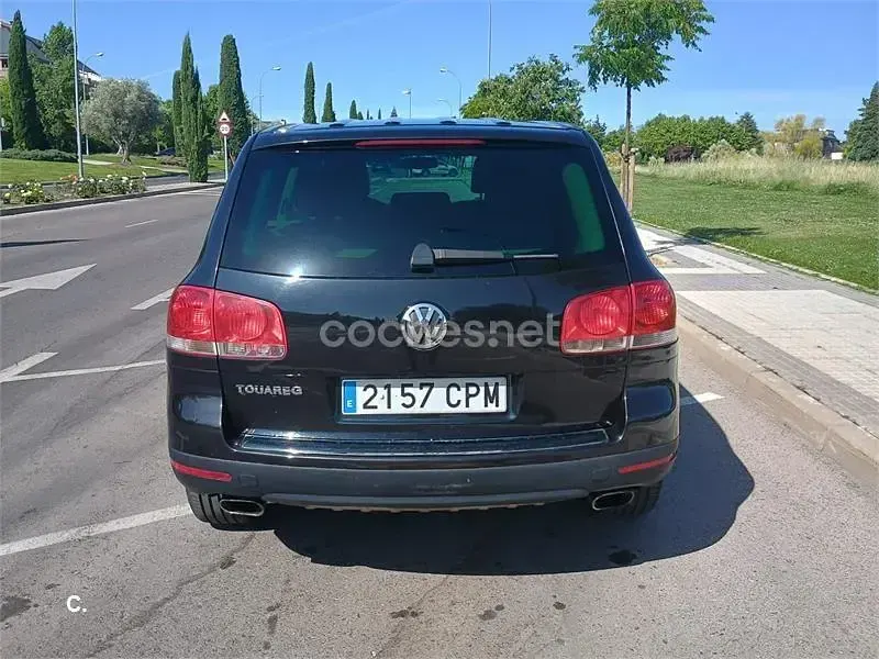 Usado VW Touareg 310 CV (228 kW) 2003 Negro SUV