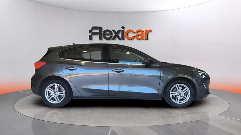 Usado Ford Focus Active 120 CV (88 kW) 2022 Gris Berlina