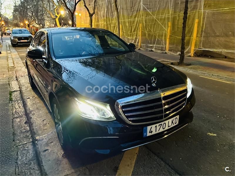 Usado Mercedes E350 299 CV (219 kW) 2017 Negro Berlina