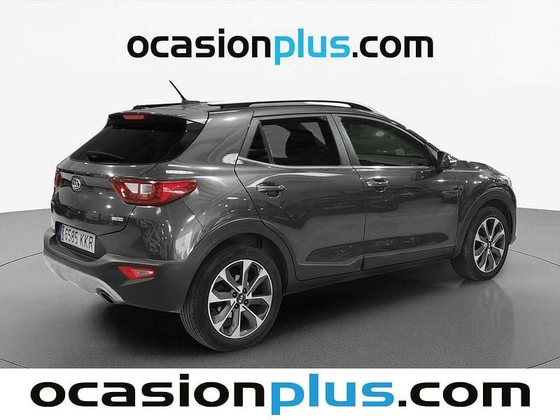 Usado Kia Stonic 120 CV (88 kW) 2018 Gris SUV