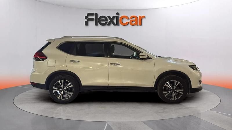 Usado Nissan X-Trail N-Connecta 163 CV (119 kW) 2018 Blanco SUV